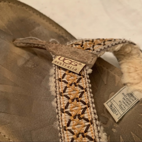 Ugg sheepskin flip flops men's size 12 beach pool - Picture 8 of 9